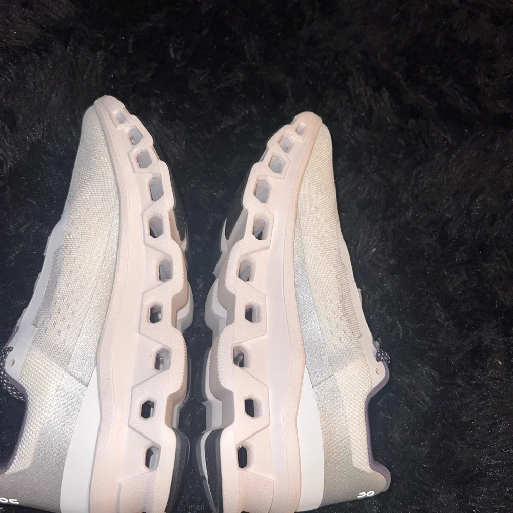 COPY - Cloud Monster Women’s Size 10.5 - Picture 5 of 10